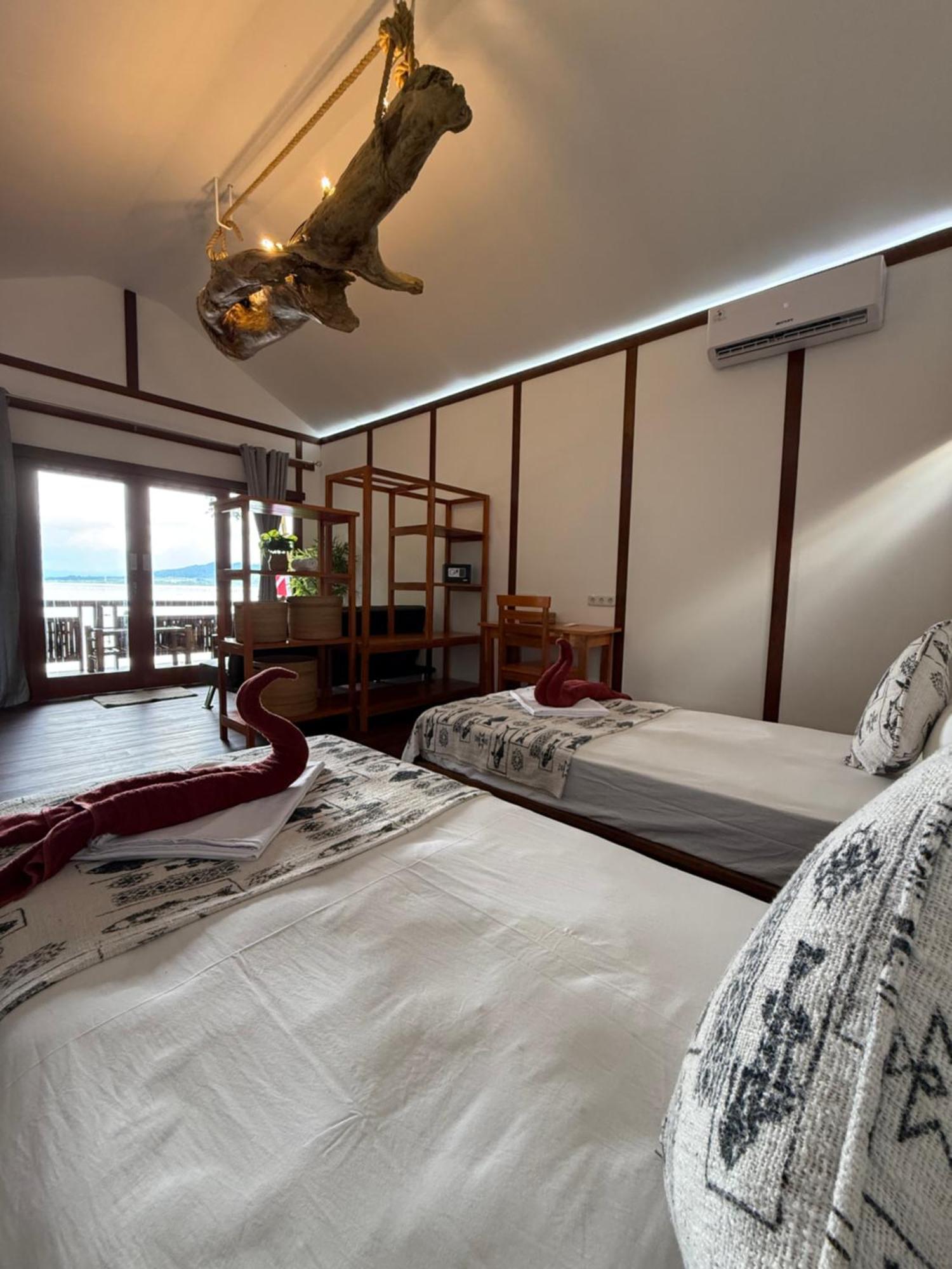 3Will Bunaken Dive Resort Eksteriør billede